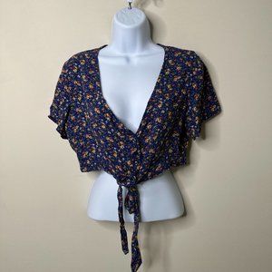 American Eagle Blue Floral Short Sleeve Crop Top Women's Medium